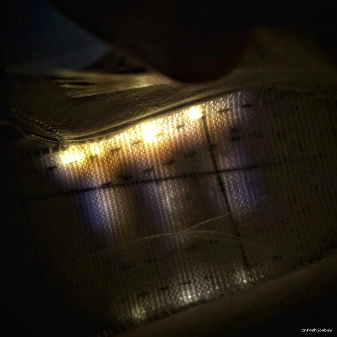 840606-192 White (nike) OG Air 4 Cement Jordan 1101